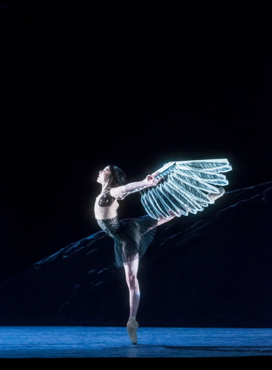 Sarah Lamb dans Raven Girl - Photo Johan Persson, courtesy of ROH