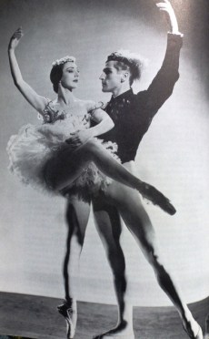 Rosella Hightower et Erick Brühn dans la production originale de "Thème"