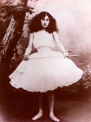 Giselle, Anna Pavlova aux alentours de sa prise de rôle en 1903