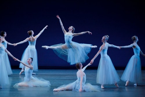 Sterling Hyltin and Company in George Balanchine’s Serenade. Photo credit Paul Kolnik. Courtesy of Les Etés de la Danse.