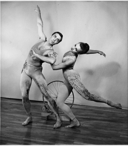 Paul Taylor et Elisabeth Walton dans Tracer. Courtesy of the Paul Taylor Archives