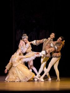 Nina Poláková (Raymonda), Natascha Mair (Henriette), Nina Tonoli (Clémence), Masayu Kimoto (Bernard), Richard Szabó (Béranger) - © Wiener Staatsoper GmbH / Ashley Taylor