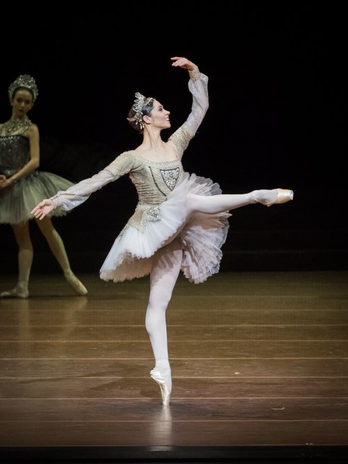 Maria Yakovleva en Raymonda - (c) Wiener Staatsballet / Ashley Taylor