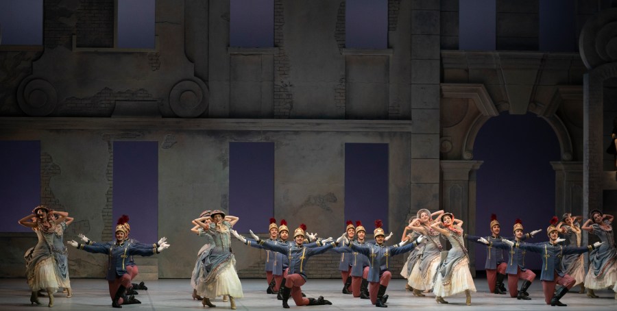 Coppelia Ensemble (c) Emma Kauldhar, courtesy of Bayerische Staatsoper
