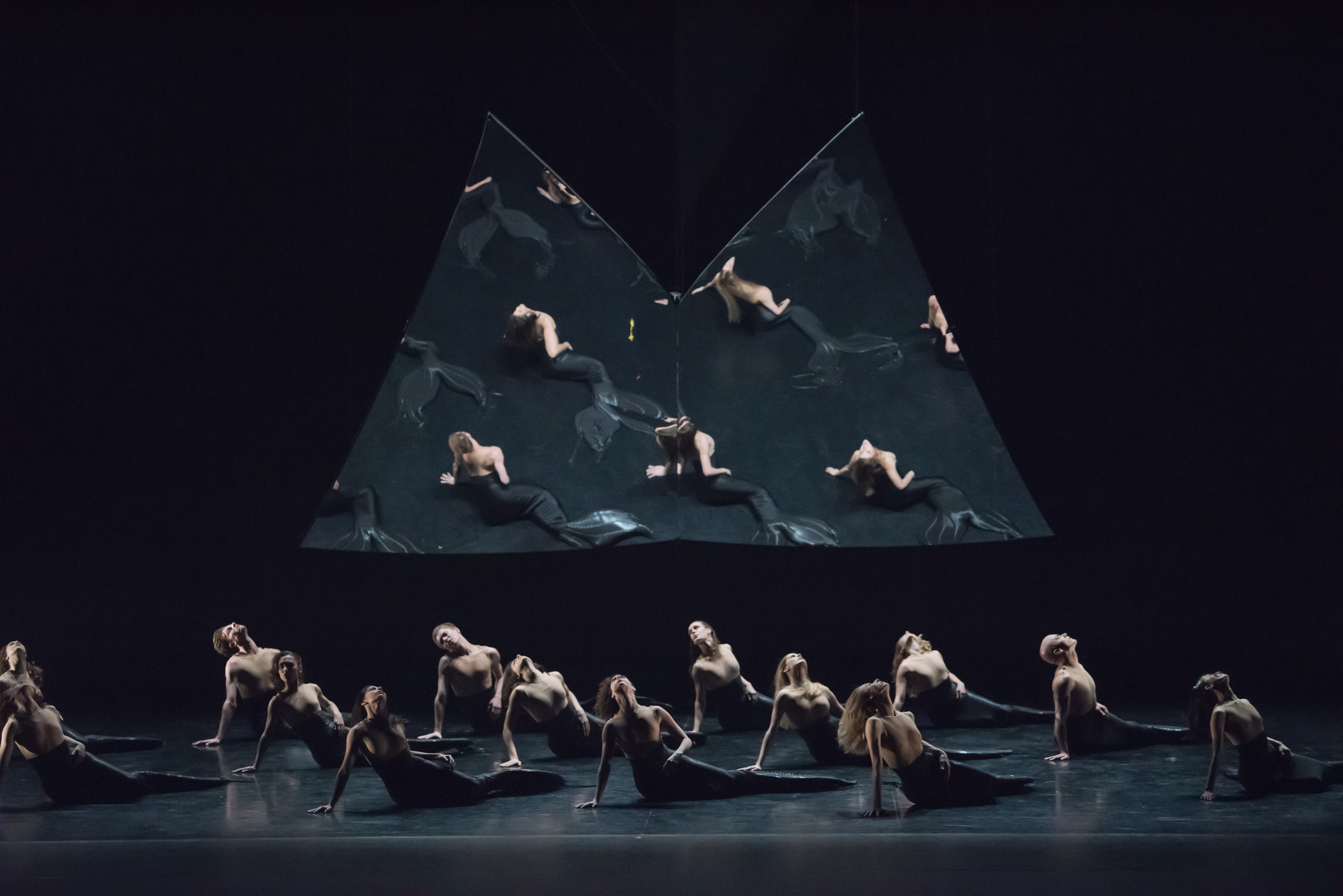 Sirènes Sab Sébastien  Chorégraphie Martin Harriage  © Olivier Houeix © Olivier Houeix