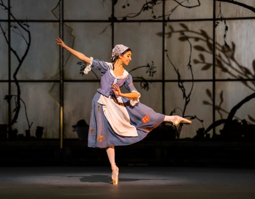 Yasmine Naghdi, Photo Tristram Kenton, courtesy of ROH