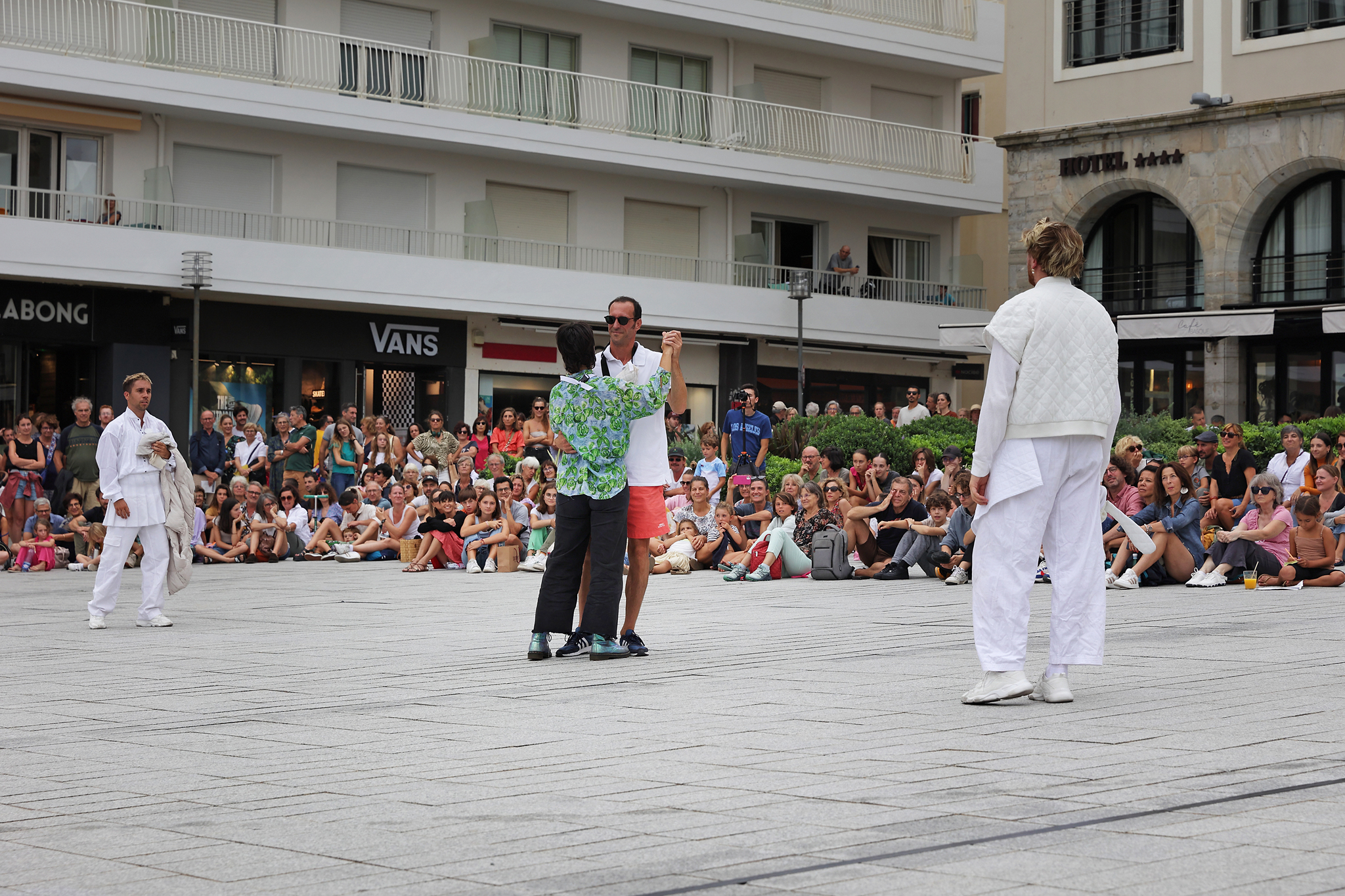 LE TEMPS D'AIMER 2023 - ARNAU PEREZ - VIBRA