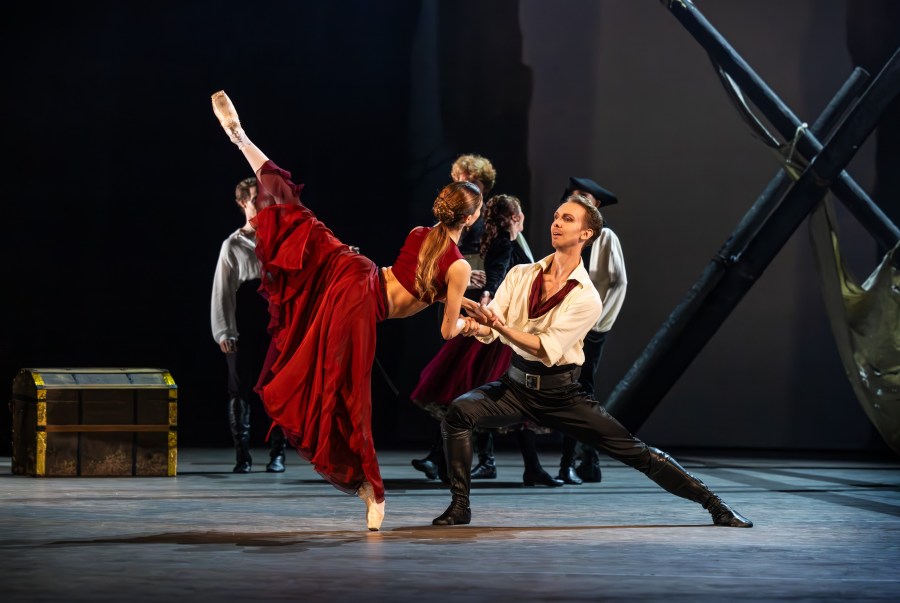 Luiza Lopes et Daniel Norgren-Jensen - Photo: Royal Swedish Opera/Håkan Larsson
